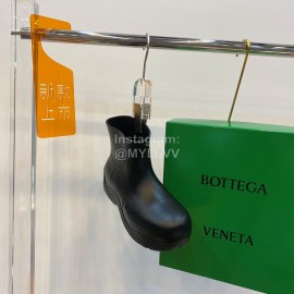 Bottega Veneta Autumn Winter New Pvc Environmental Protection Rain Boots  Black
