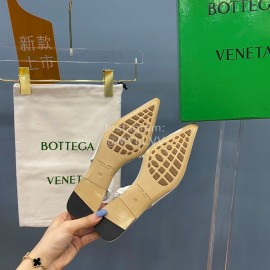 Bottega Veneta Autumn New Soft Sheepskin Flat Heel Sandals White