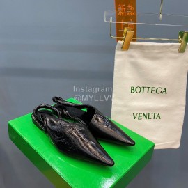 Bottega Veneta Autumn New Soft Sheepskin Flat Heel Sandals Black