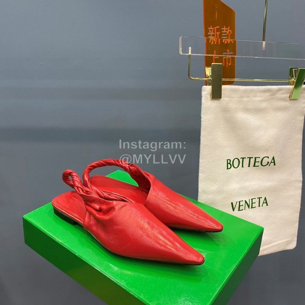 Bottega Veneta Autumn New Soft Sheepskin Flat Heel Sandals Red