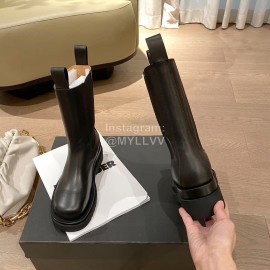 Bottega Veneta Classic Calf Leather Locomotive Boots For Women Black