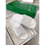 Bottega Veneta Spring Soft Sheepskin Slippers For Women White