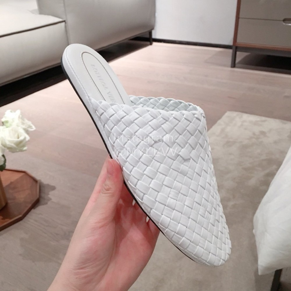 Bottega Veneta Spring New Woven Flat Heel Sandals For Women White