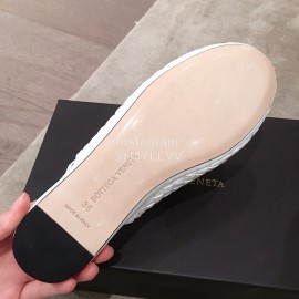Bottega Veneta Spring New Woven Flat Heel Sandals For Women White