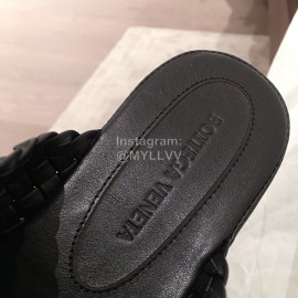 Bottega Veneta Spring New Woven Flat Heel Sandals For Women Black