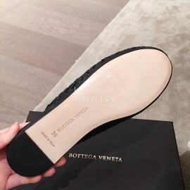 Bottega Veneta Spring New Woven Flat Heel Sandals For Women Black
