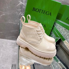 Bottega Veneta Cowhide Wool Thick Soled Lace Up Boots For Women Beige