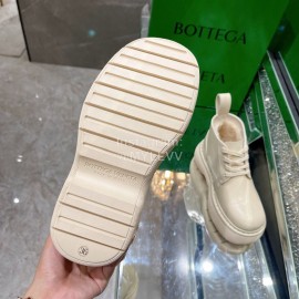 Bottega Veneta Cowhide Wool Thick Soled Lace Up Boots For Women Beige