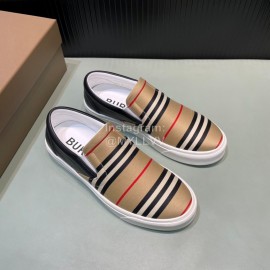 Burberry Stripe Cowhide Canvas Leisure Sneakers For Men 