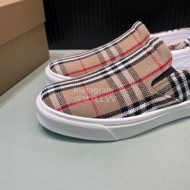 Burberry Plaid Cowhide Canvas Leisure Sneakers For Men 