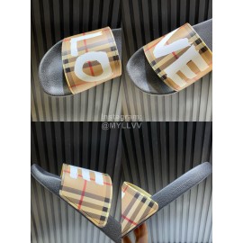 Burberry Vintage Letter Plaid Summer Slippers For Men And Women