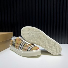 Burberry New Plaid Calfskin Lace Up Sneakers For Men