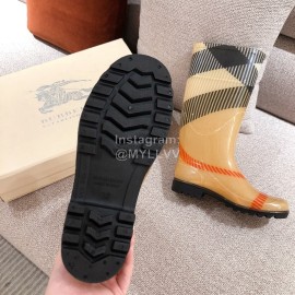 Burberry Fashion Classic Plaid Leather Retro Boots For Women Brown