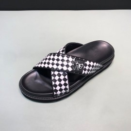 Bottega Veneta Plaid Calf Leather Cross Slippers For Men