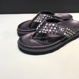 Bottega Veneta Woven Cowhide Flip Flops For Men