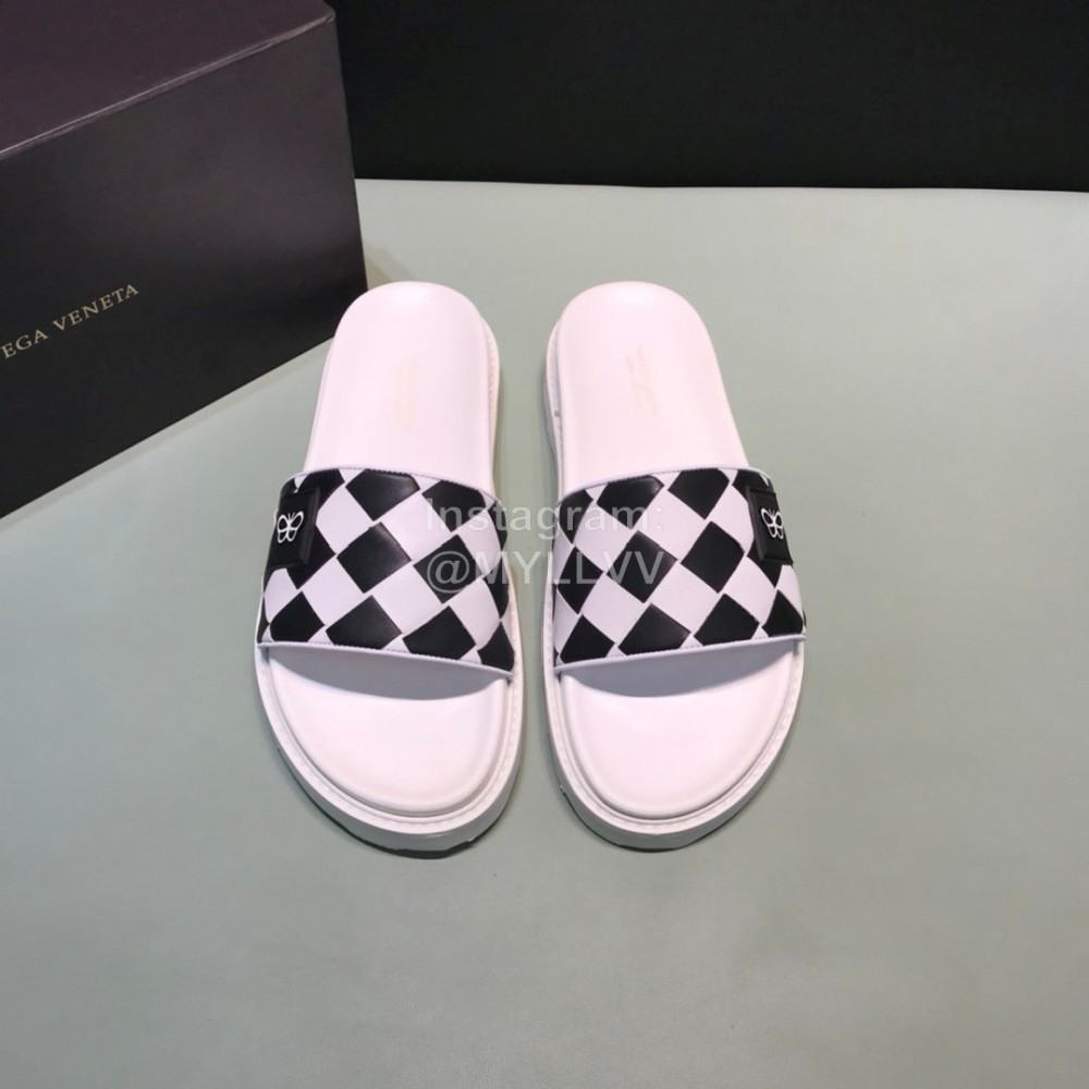 Bottega Veneta Light Plaid Calf Leather Slippers For Men White