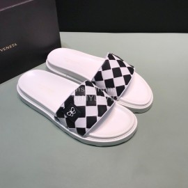 Bottega Veneta Light Plaid Calf Leather Slippers For Men White