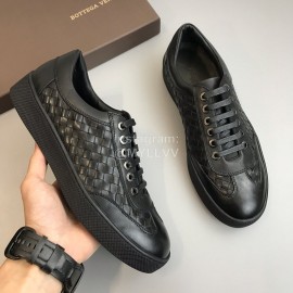 Bottega Veneta Woven Calf Leather Casual Shoes For Men Black