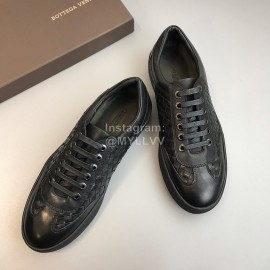 Bottega Veneta Woven Calf Leather Casual Shoes For Men Black