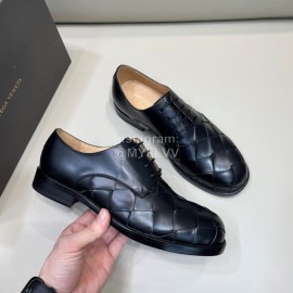 Bottega Veneta Woven Calf Leather Lace Up Shoes For Men