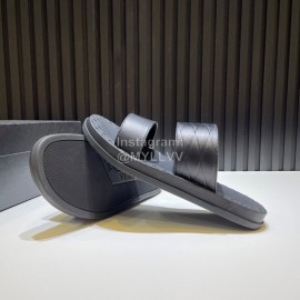 Bottega Veneta Black Embossed Calf Leather Slippers For Men