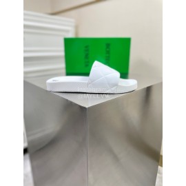 Bottega Veneta Summer Plaid Slippers For Men And Women White