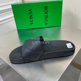 Bottega Veneta Summer Plaid Slippers For Men And Women Black