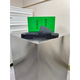 Bottega Veneta Summer Plaid Slippers For Men And Women Black