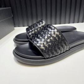 Bottega Veneta Woven Leather Embroidery Logo Slippers For Men 