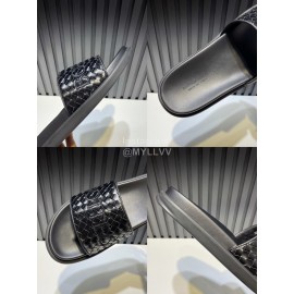 Bottega Veneta Woven Leather Embroidery Logo Slippers For Men 