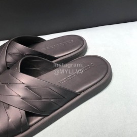 Bottega Veneta Woven Leather Cross Slippers For Men Black