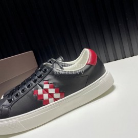Bottega Veneta New Calf Leather Casual Sneakers For Men Black
