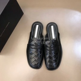 Bottega Veneta Soft Woven Cowhide Sandals For Men Black