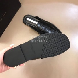 Bottega Veneta Soft Woven Cowhide Sandals For Men Black