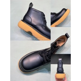 Bottega Veneta Cowhide Thick Soles Short Bounce Boots For Men And Women Black