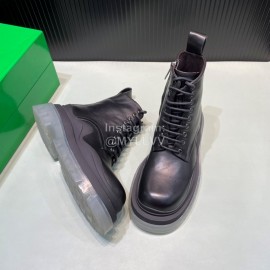 Bottega Veneta Black Leather Thick Soled Chelsea Boots For Men