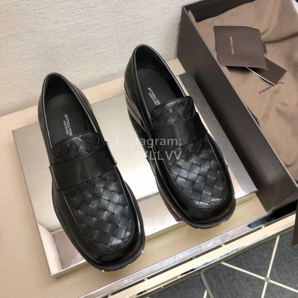 Bottega Veneta Woven Leather Black Shoes For Men 