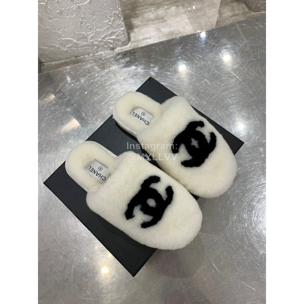 Chanel Winter Wool Slippers White