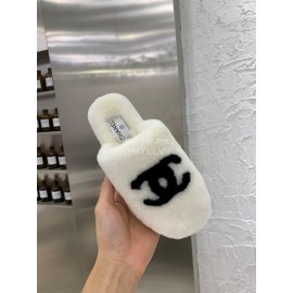Chanel Winter Wool Slippers White