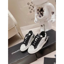Chanel Autumn Winter New Lace Up Casual Sneakers For Women White