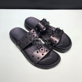 Christian Louboutin Leather Rivet Slippers For Men Black