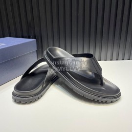 Dior Black Oblique Printed Leather Casual Flip Flops For Men