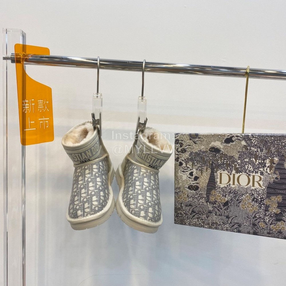 Dior Winter Embroidered Vintage Boots Gray