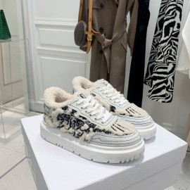 Dior Autumn And Winter Embroidered Lamb Wool Sneakers Black