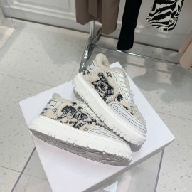 Dior Autumn And Winter Embroidered Lamb Wool Sneakers Black