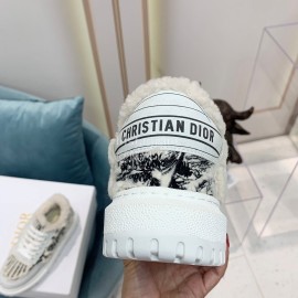 Dior Autumn And Winter Embroidered Lamb Wool Sneakers Black