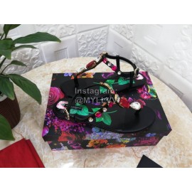 Dolce Gabbana Diamond Sheepskin Flat Heel Sandals For Women Black