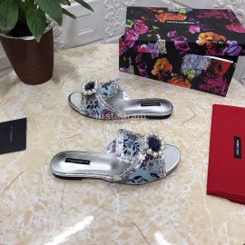 Dolce Gabbana New Diamond Rivet Sheepskin Flat Heel Slippers For Women Silver