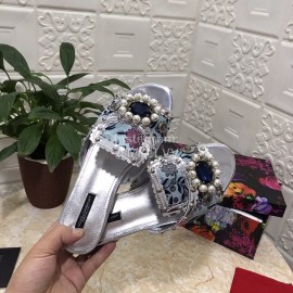 Dolce Gabbana New Diamond Rivet Sheepskin Flat Heel Slippers For Women Silver