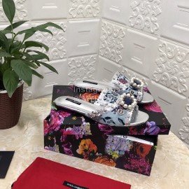 Dolce Gabbana New Diamond Rivet Sheepskin Flat Heel Slippers For Women Silver